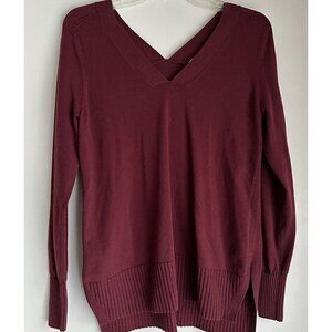 Lark and Ro Women’s Size Medium Maroon V‎ Neck Viscose Pullover Sweater